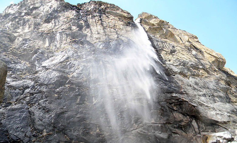 Vasudhara Falls