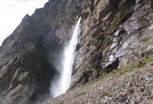Vasudhara Falls