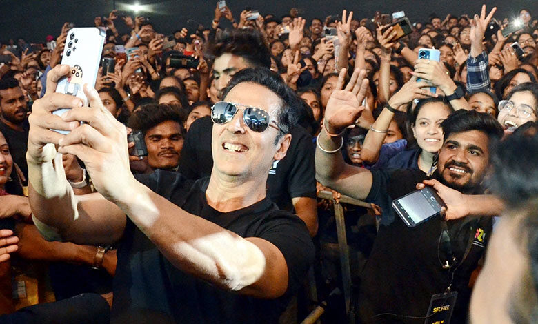 Akshay Kumar