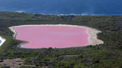 Lake Hillier