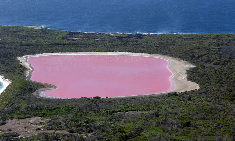 Lake Hillier